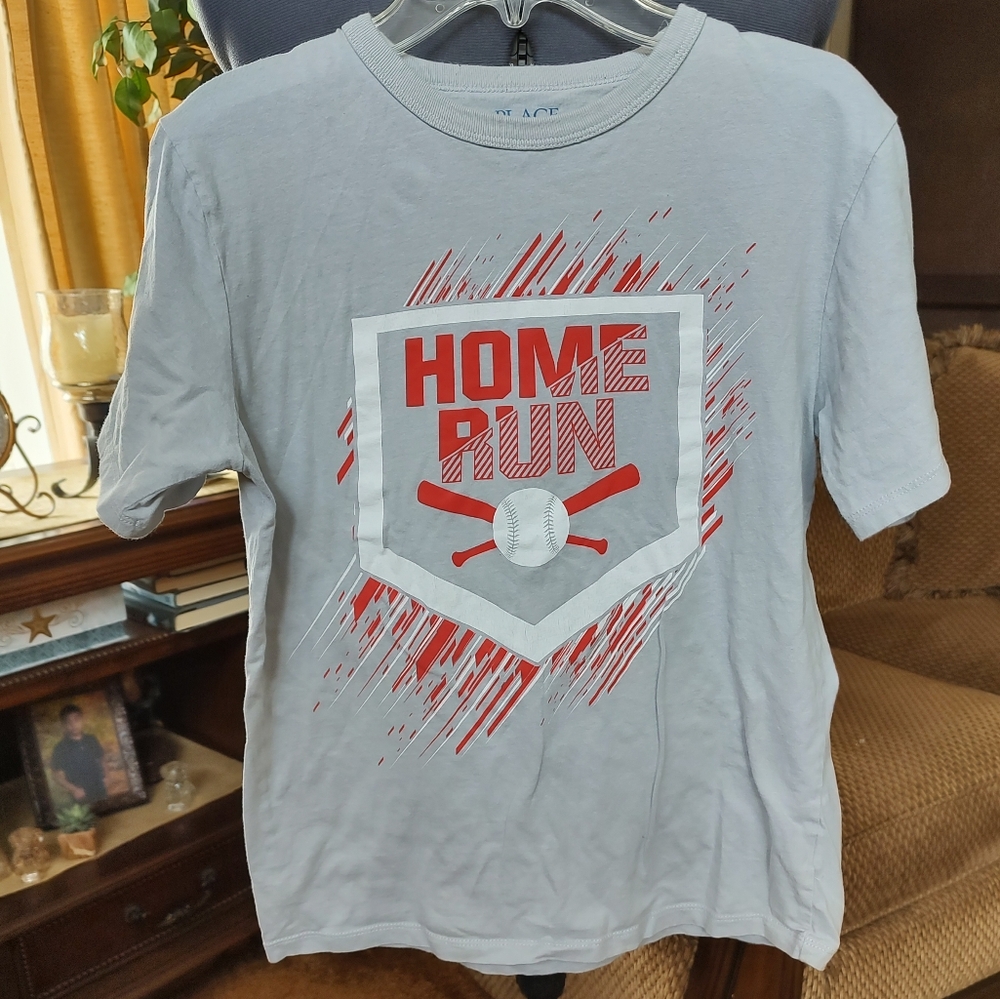 Place size 10-12 Home Run Tee